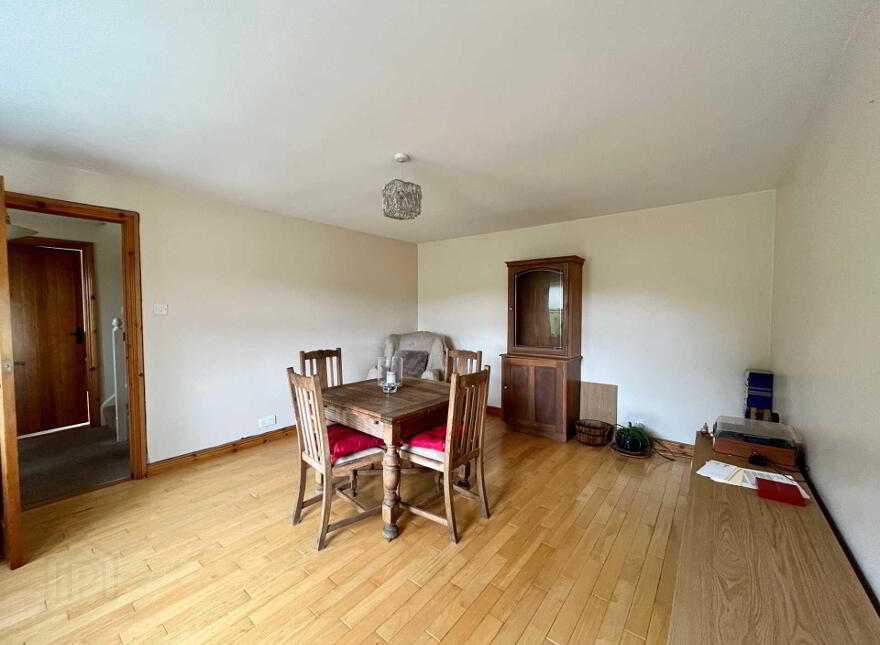 61 Starbog Road, Kilwaughter, Larne, BT40 2TL