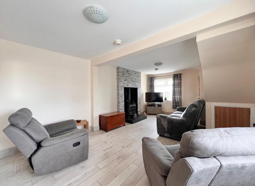 70 Bann Road, Rasharkin, Ballymena, BT44 8SZ