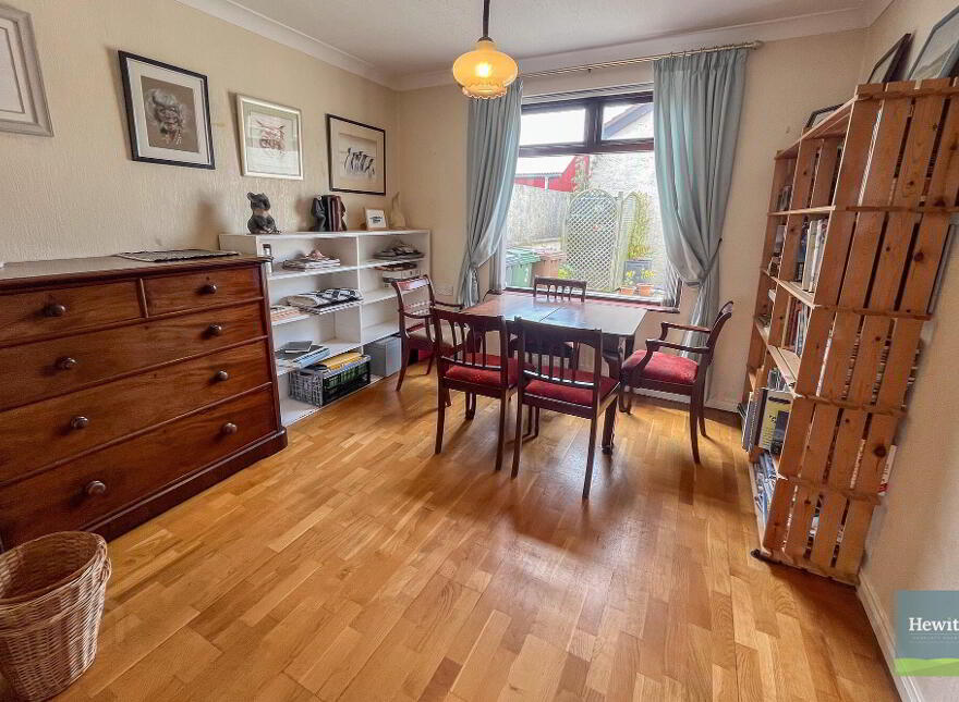 3 Green Park Avenue, Markethill, BT60 1PY