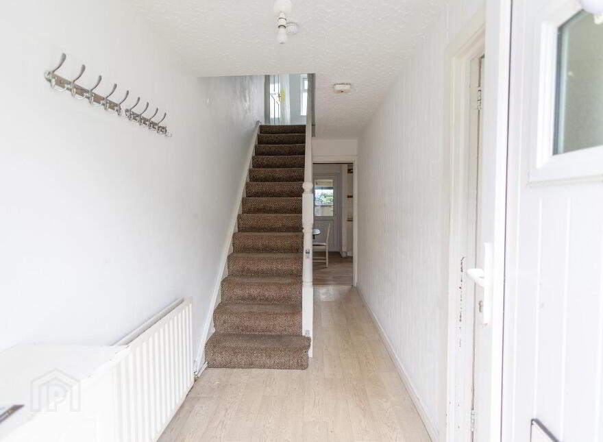16 Hennessy Park, Newry, BT34 2EE