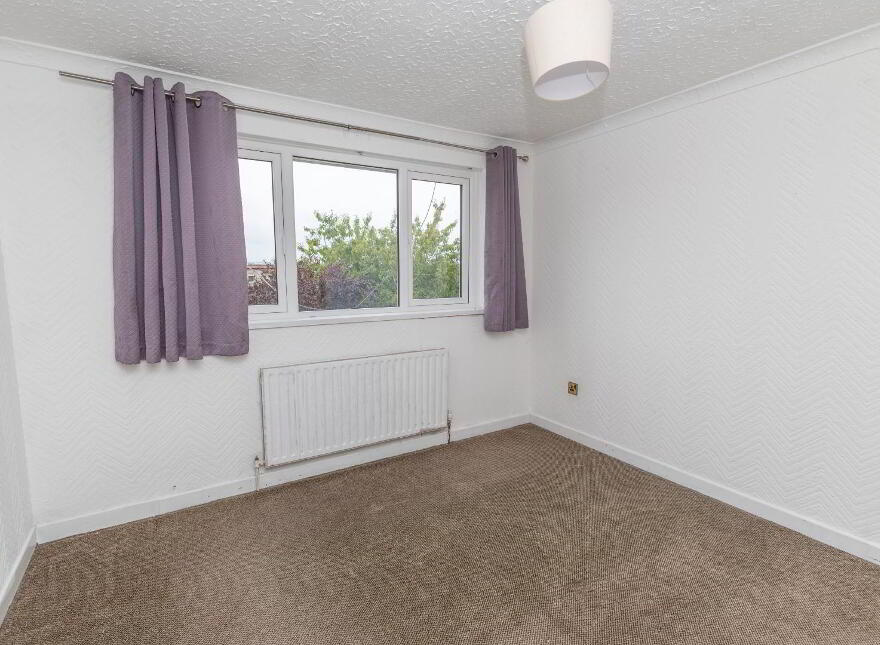 16 Hennessy Park, Newry, BT34 2EE