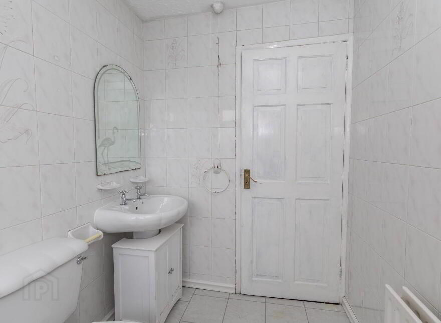 16 Hennessy Park, Newry, BT34 2EE
