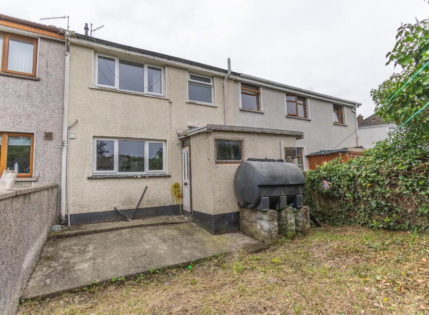 16 Hennessy Park, Newry, BT34 2EE