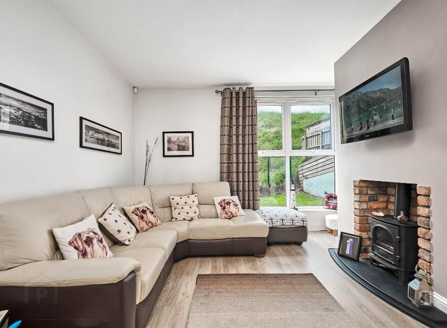12 West Strand Drive, Portrush, BT56 8FR