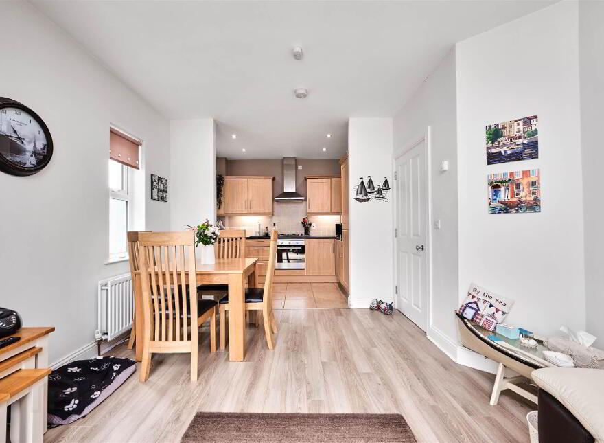 12 West Strand Drive, Portrush, BT56 8FR