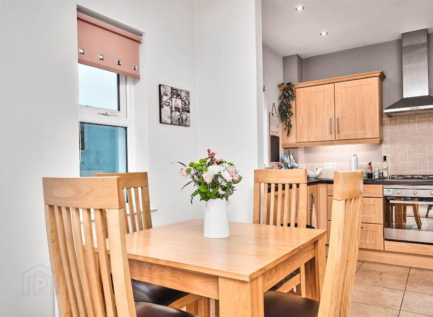 12 West Strand Drive, Portrush, BT56 8FR