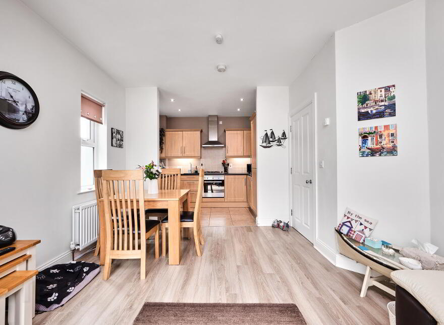 12 West Strand Drive, Portrush, BT56 8FR