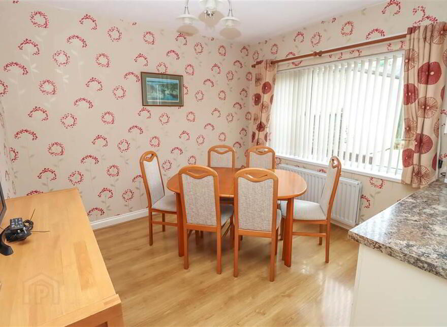 41 Enler Park Central, Dundonald, Belfast, BT16 2DJ