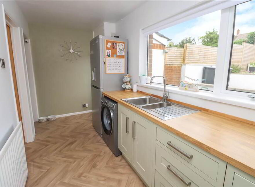 20 Brooklands Drive, Dundonald, Belfast, BT16 2PH