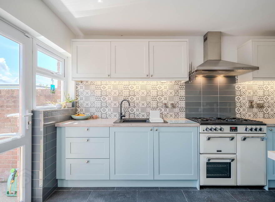 16 Sherwood Road, Bangor, BT19 6DJ