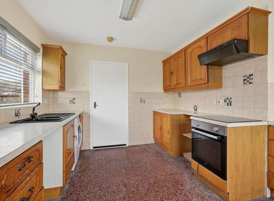 39 Quarterlands Road, Lisburn, BT27 5TN