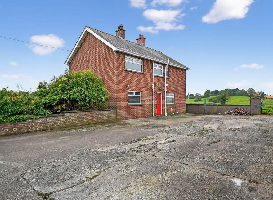 39 Quarterlands Road, Lisburn, BT27 5TN