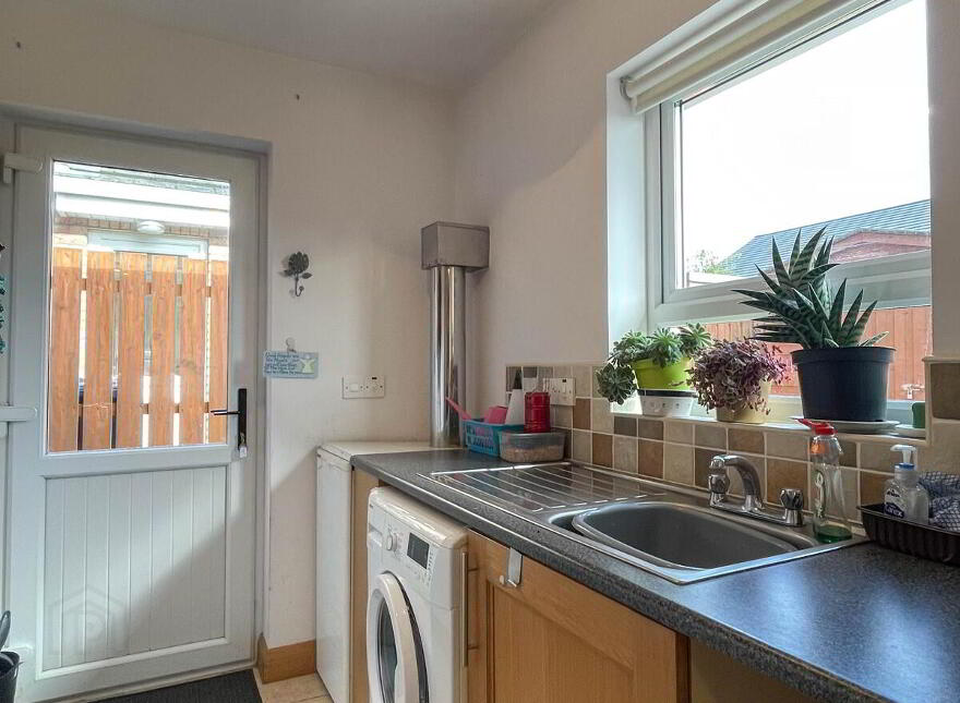 37 Cappaghmore Manor, Off Coleraine Road, Portstewart, BT55 7TX