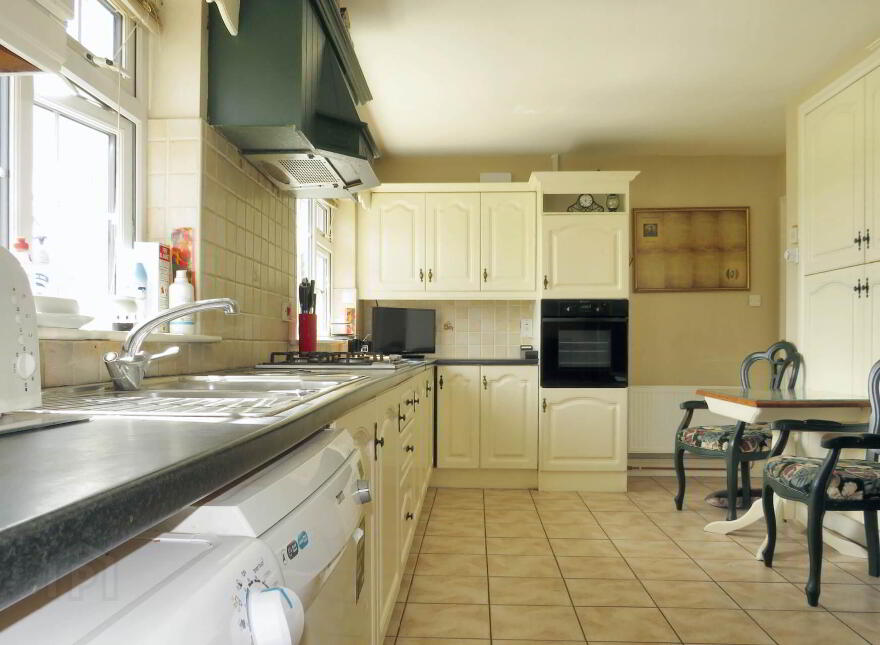Castletown Village, Kilmallock, V35E240