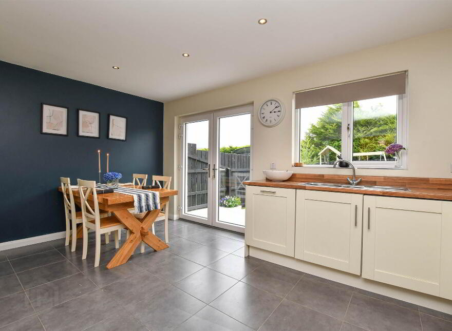 9 St Patrick's Way, Ballyalton, Downpatrick, BT30 7DJ