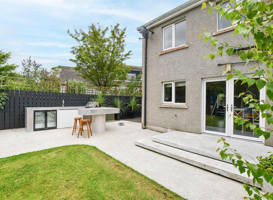 9 St Patrick's Way, Ballyalton, Downpatrick, BT30 7DJ