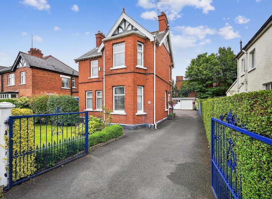 5 Grangeville Gardens, Belfast, BT10 0HJ