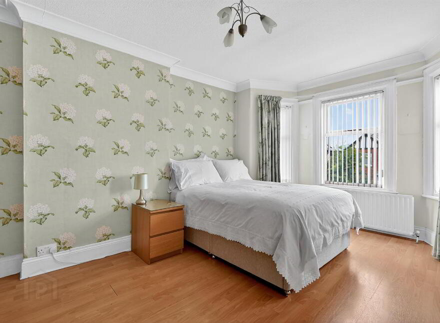 5 Grangeville Gardens, Belfast, BT10 0HJ