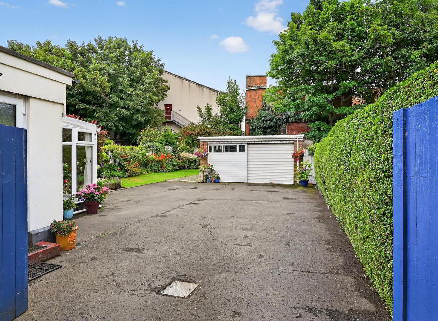 5 Grangeville Gardens, Belfast, BT10 0HJ