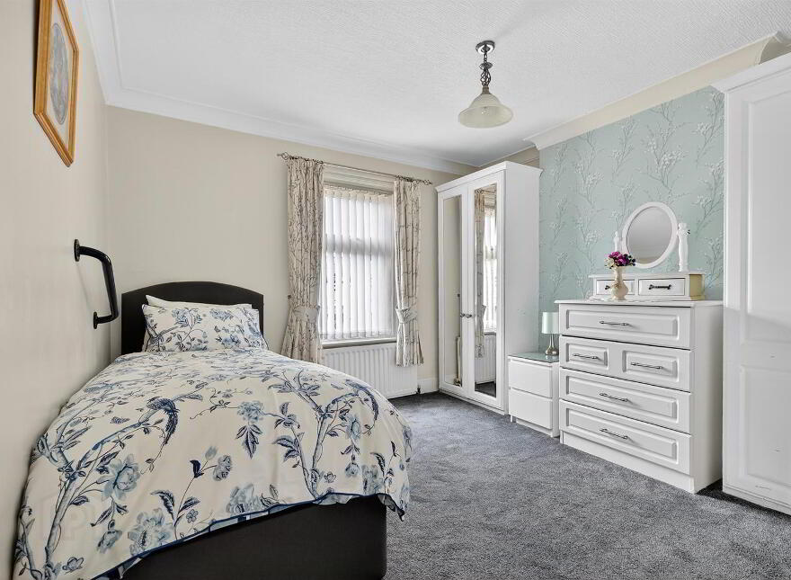 5 Grangeville Gardens, Belfast, BT10 0HJ