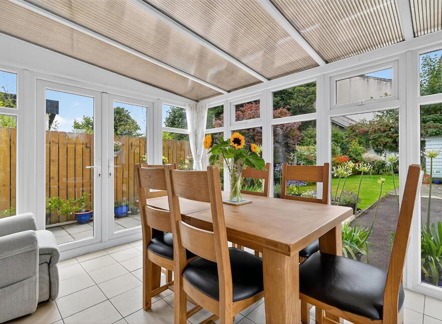 5 Grangeville Gardens, Belfast, BT10 0HJ
