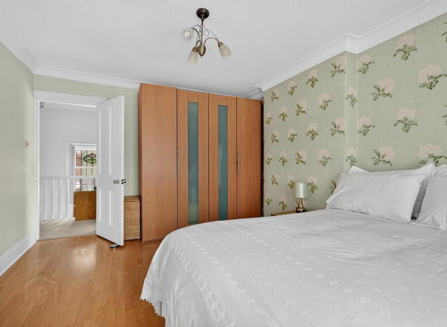 5 Grangeville Gardens, Belfast, BT10 0HJ