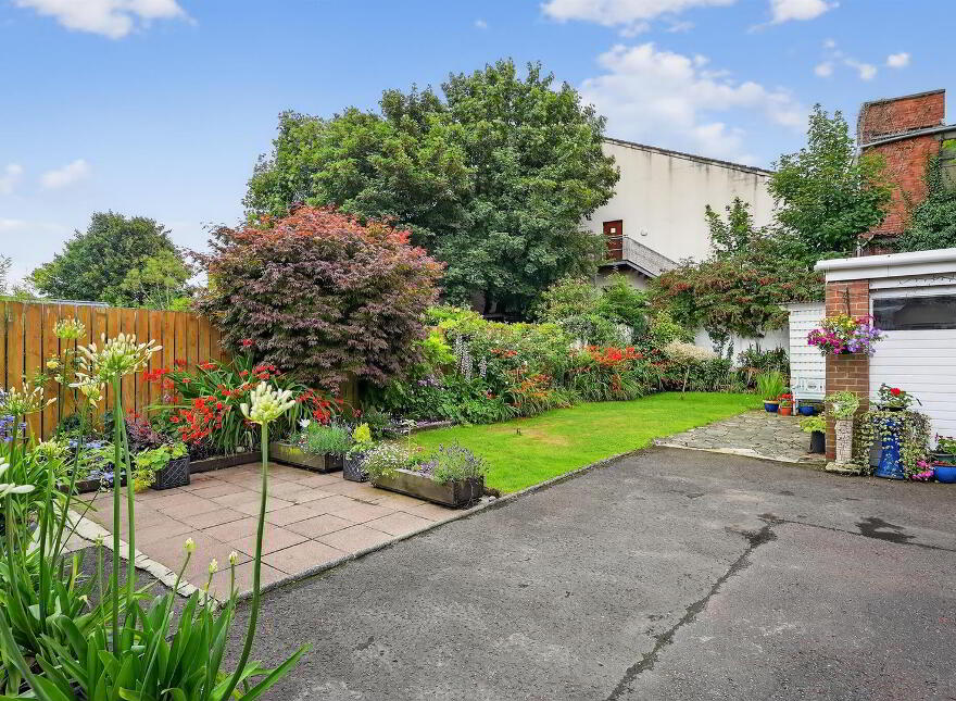 5 Grangeville Gardens, Belfast, BT10 0HJ