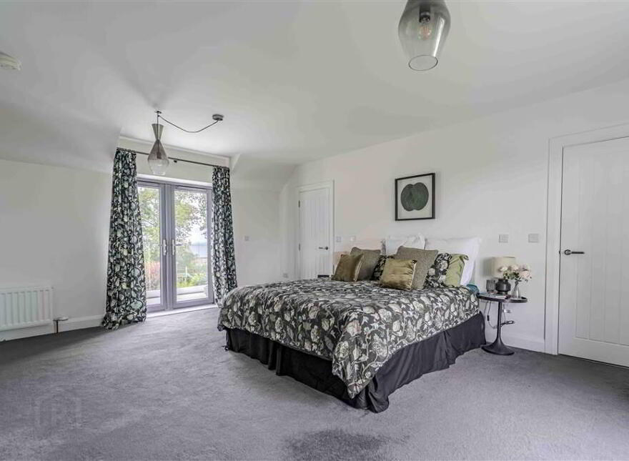 21 Comber Road, Royal Hillsborough, BT26 6LN