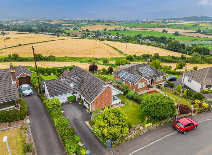 25 Londonderry Avenue, Comber, Newtownards, BT23 5ES