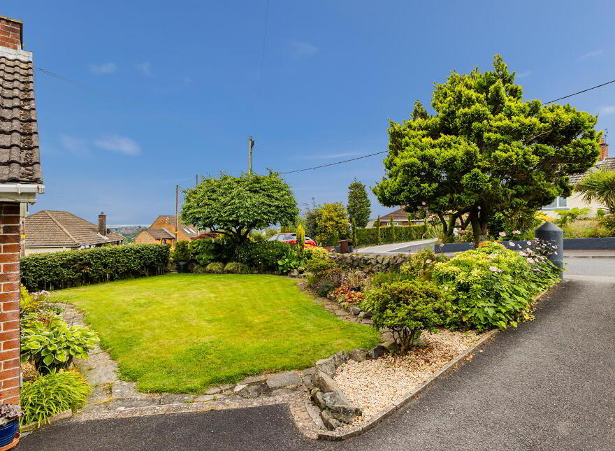 25 Londonderry Avenue, Comber, Newtownards, BT23 5ES