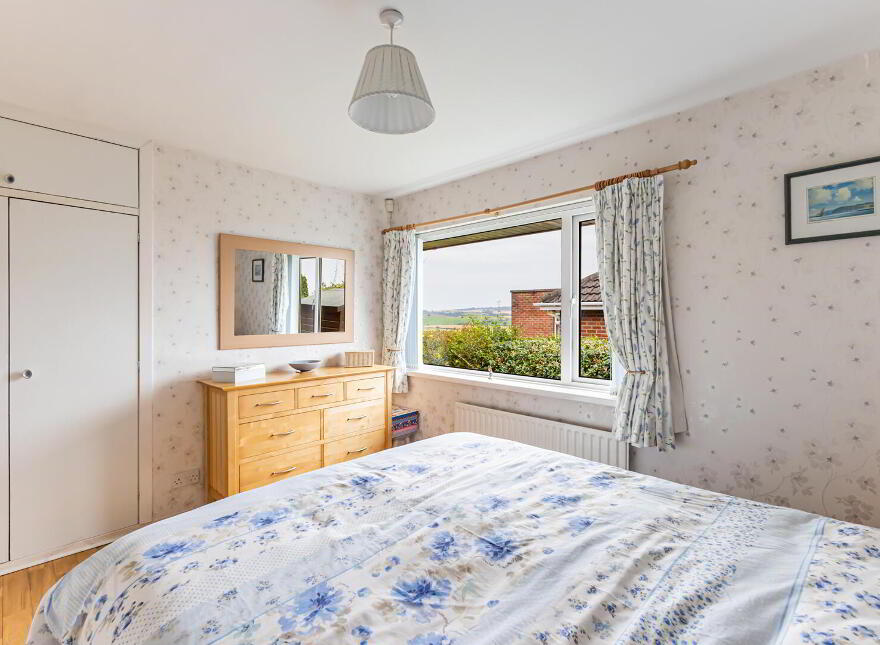25 Londonderry Avenue, Comber, Newtownards, BT23 5ES