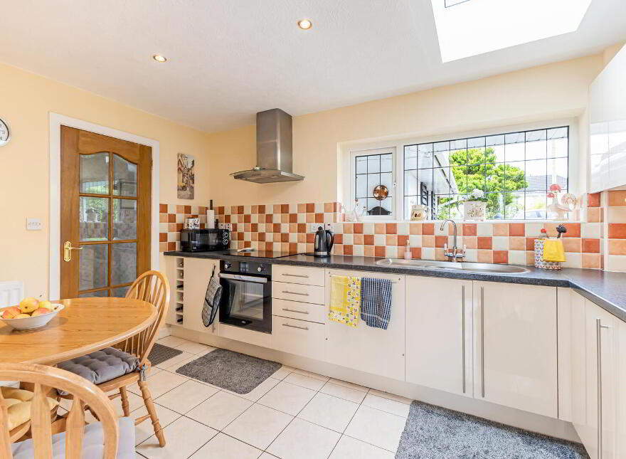 25 Londonderry Avenue, Comber, Newtownards, BT23 5ES