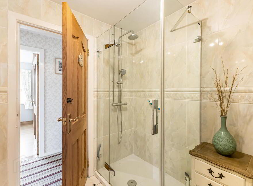 25 Londonderry Avenue, Comber, Newtownards, BT23 5ES