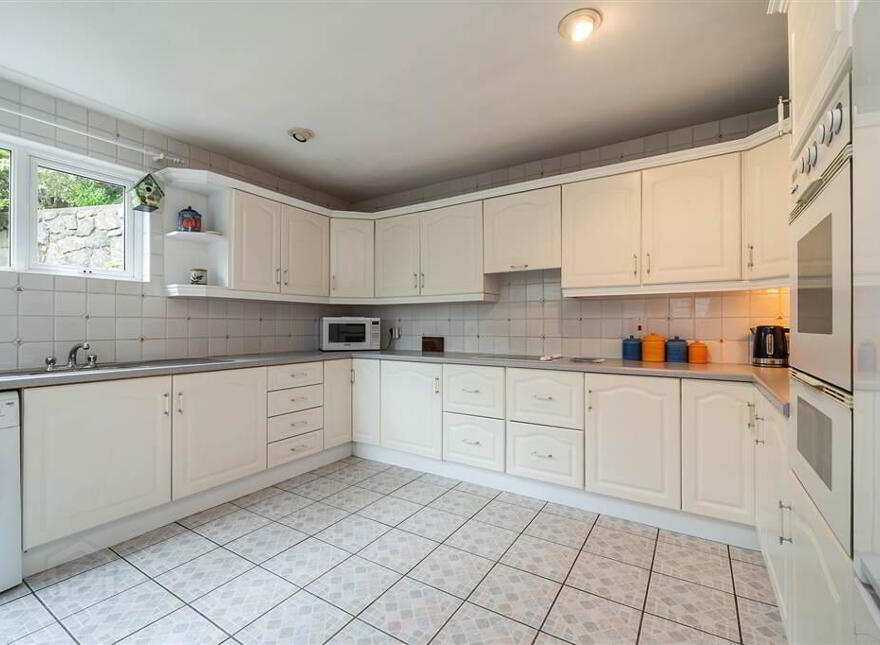 139 Knockbreda Park, Belfast, BT6 0HE