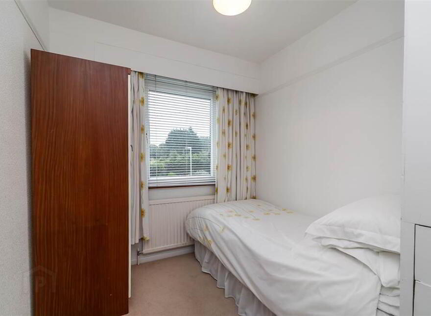 139 Knockbreda Park, Belfast, BT6 0HE