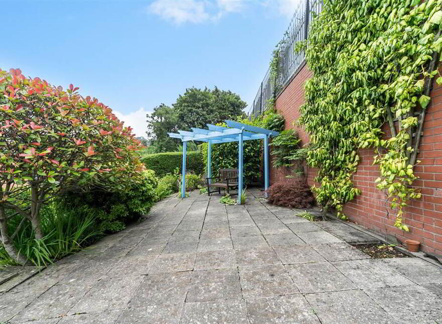 139 Knockbreda Park, Belfast, BT6 0HE