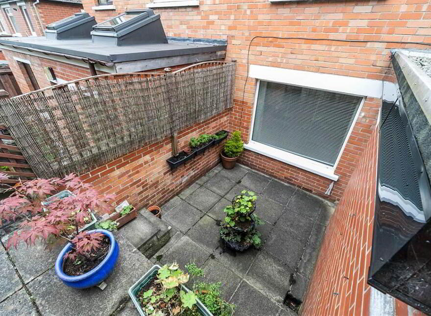 139 Knockbreda Park, Belfast, BT6 0HE