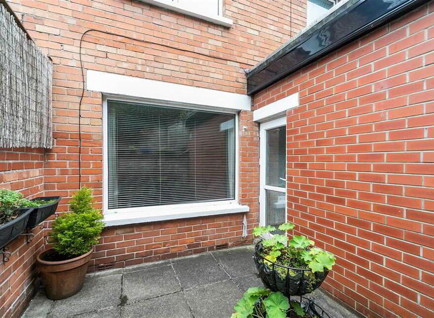 139 Knockbreda Park, Belfast, BT6 0HE