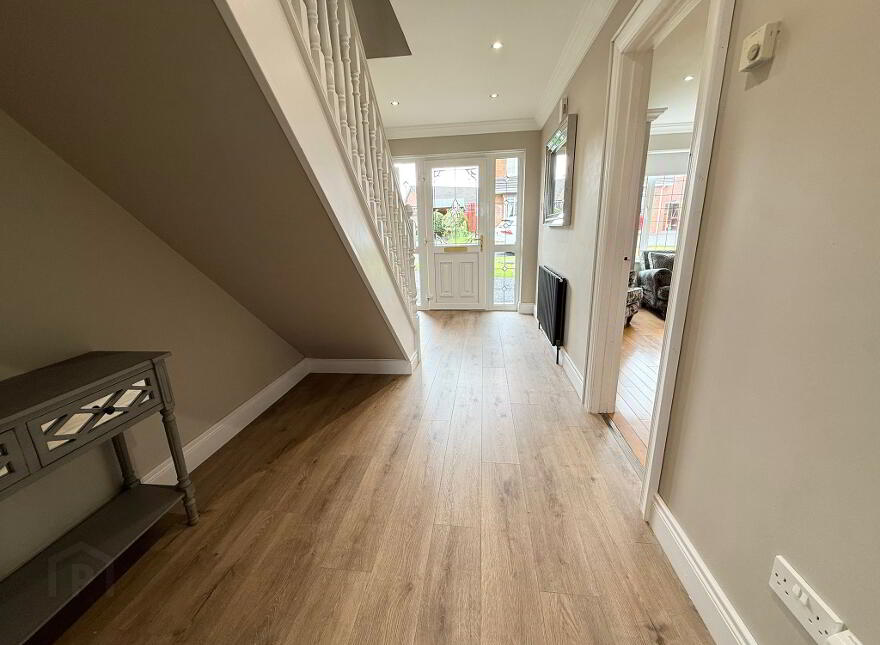 8 Rockvale, Armagh, BT60 3JG