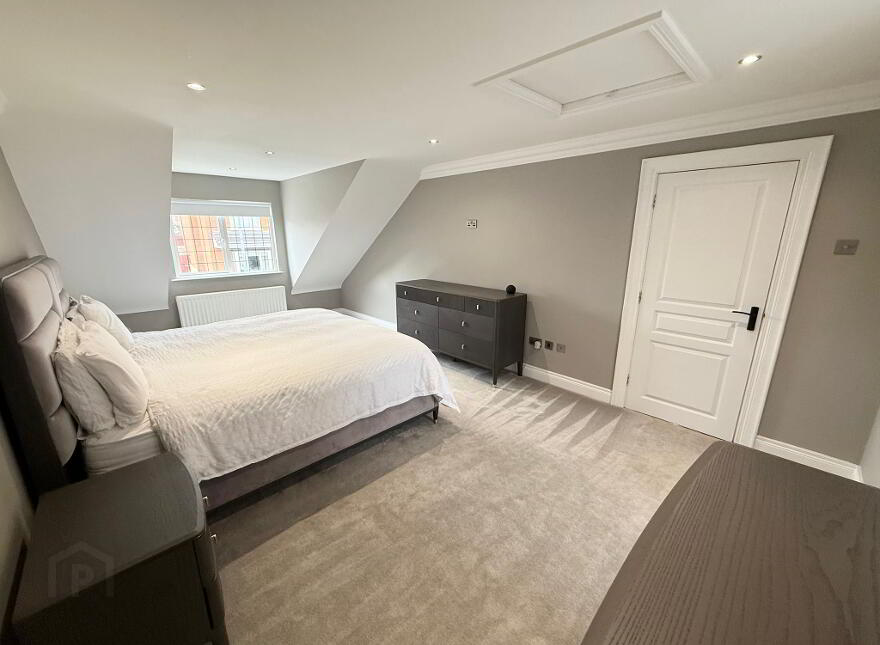 8 Rockvale, Armagh, BT60 3JG