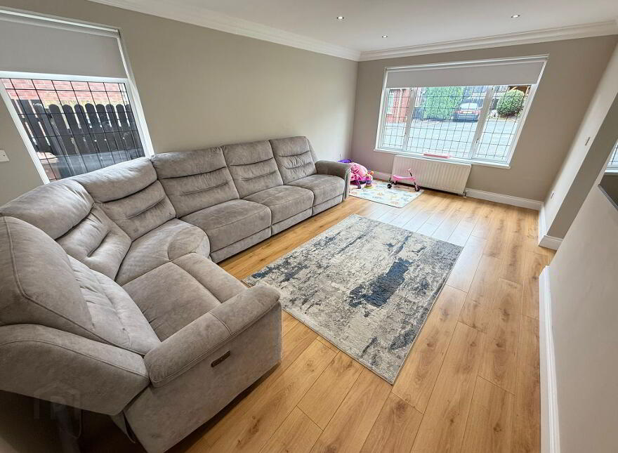 8 Rockvale, Armagh, BT60 3JG