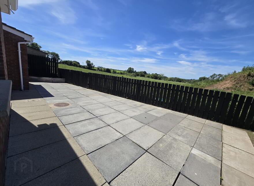 8 Rockvale, Armagh, BT60 3JG