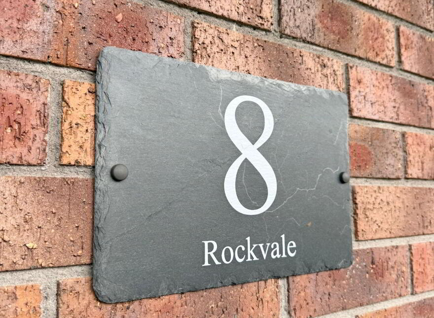 8 Rockvale, Armagh, BT60 3JG