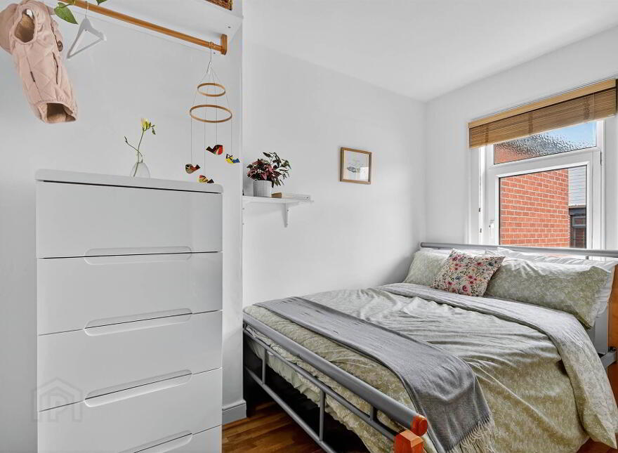 11 Aigburth Park, Belfast, BT4 1PQ