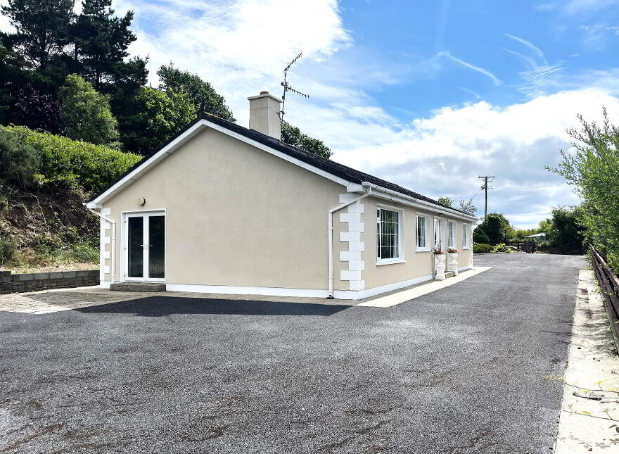 Fairgreen, Kilmacthomas, X42XT86 photo