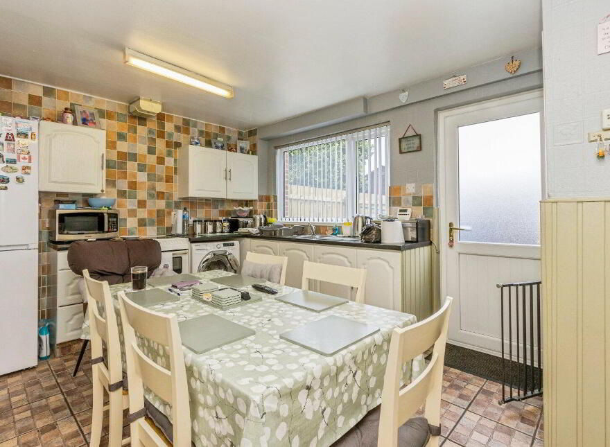 1 Rowland Way, Belfast, BT12 5BZ