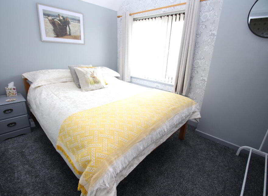 4 Hillhead Road, Ballycarry, Carrickfergus, BT38 9HE