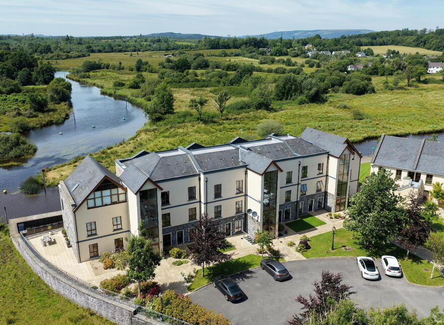 Apartment 55 Leitrim Marina, Main Street, Leitrim Village, Carrick-On-Shannon, N41NX60 photo