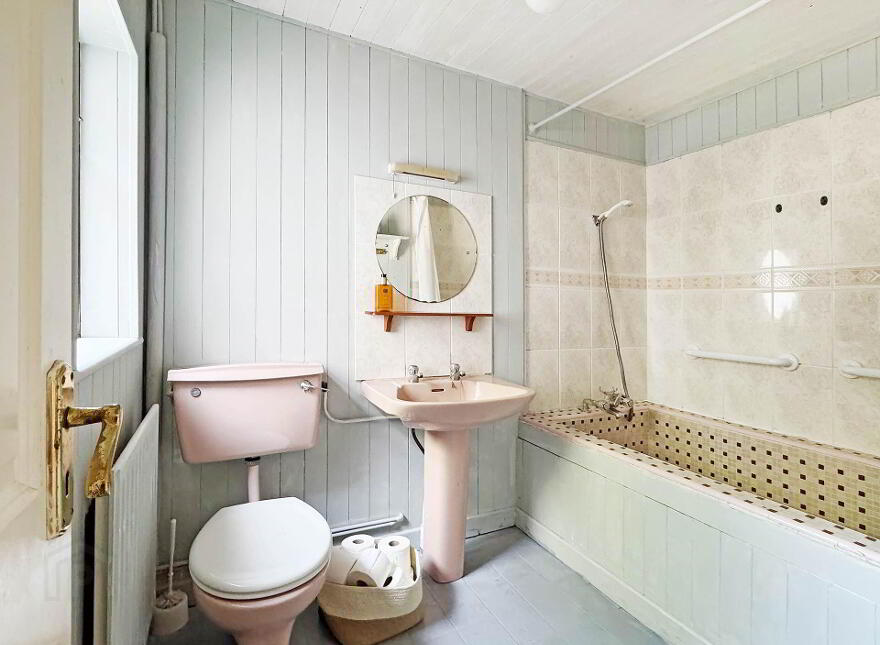 Fanagh, Donadea, W91W8C3