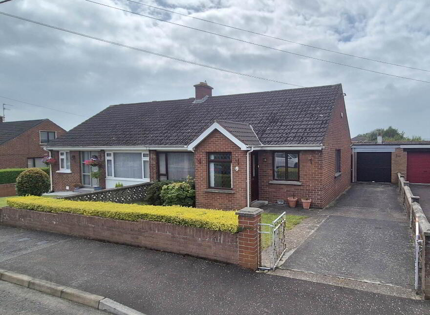 15 Fortfield Avenue, Derry, BT48 8DN